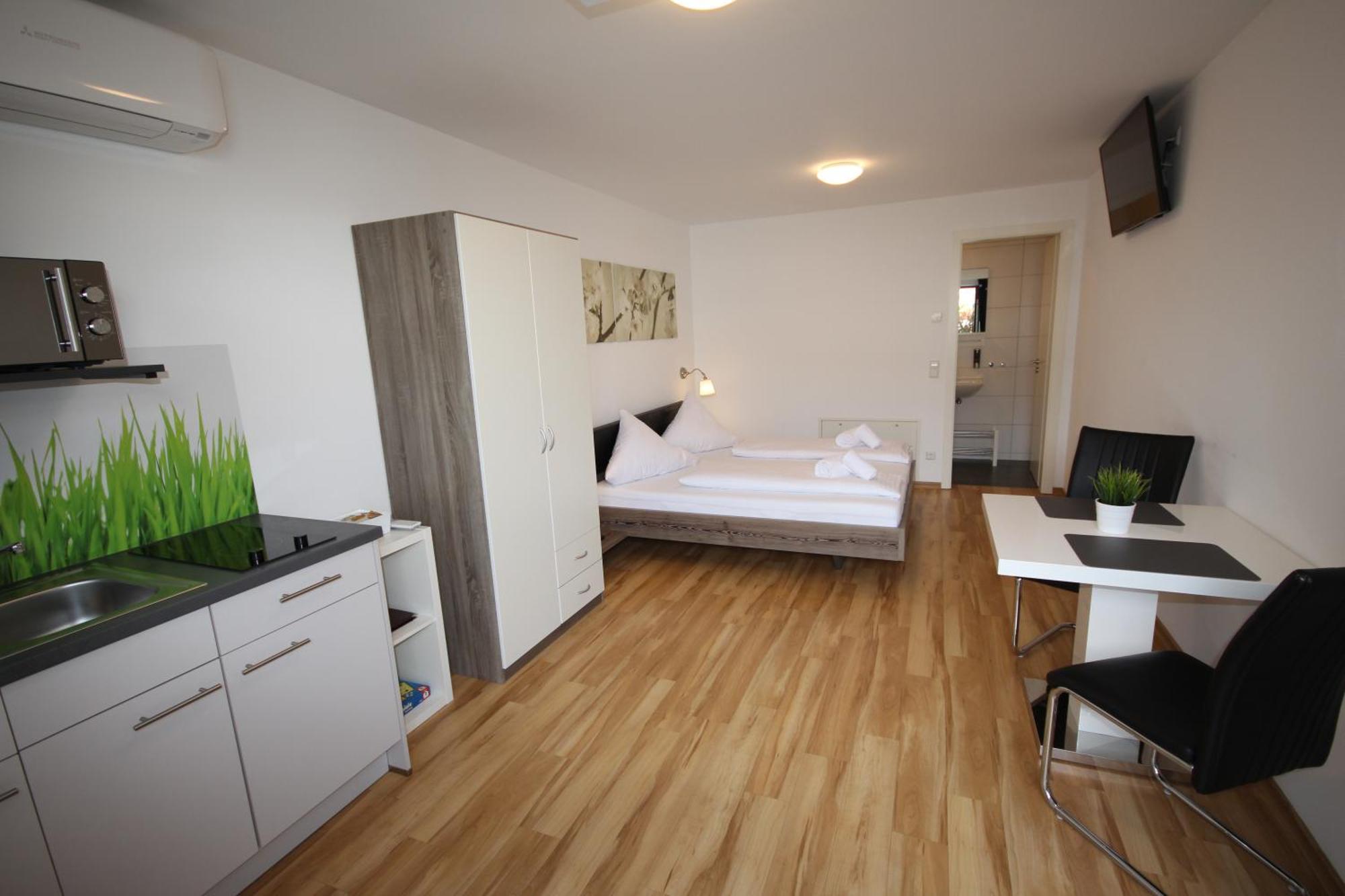 Kern Apartments Rust Bagian luar foto