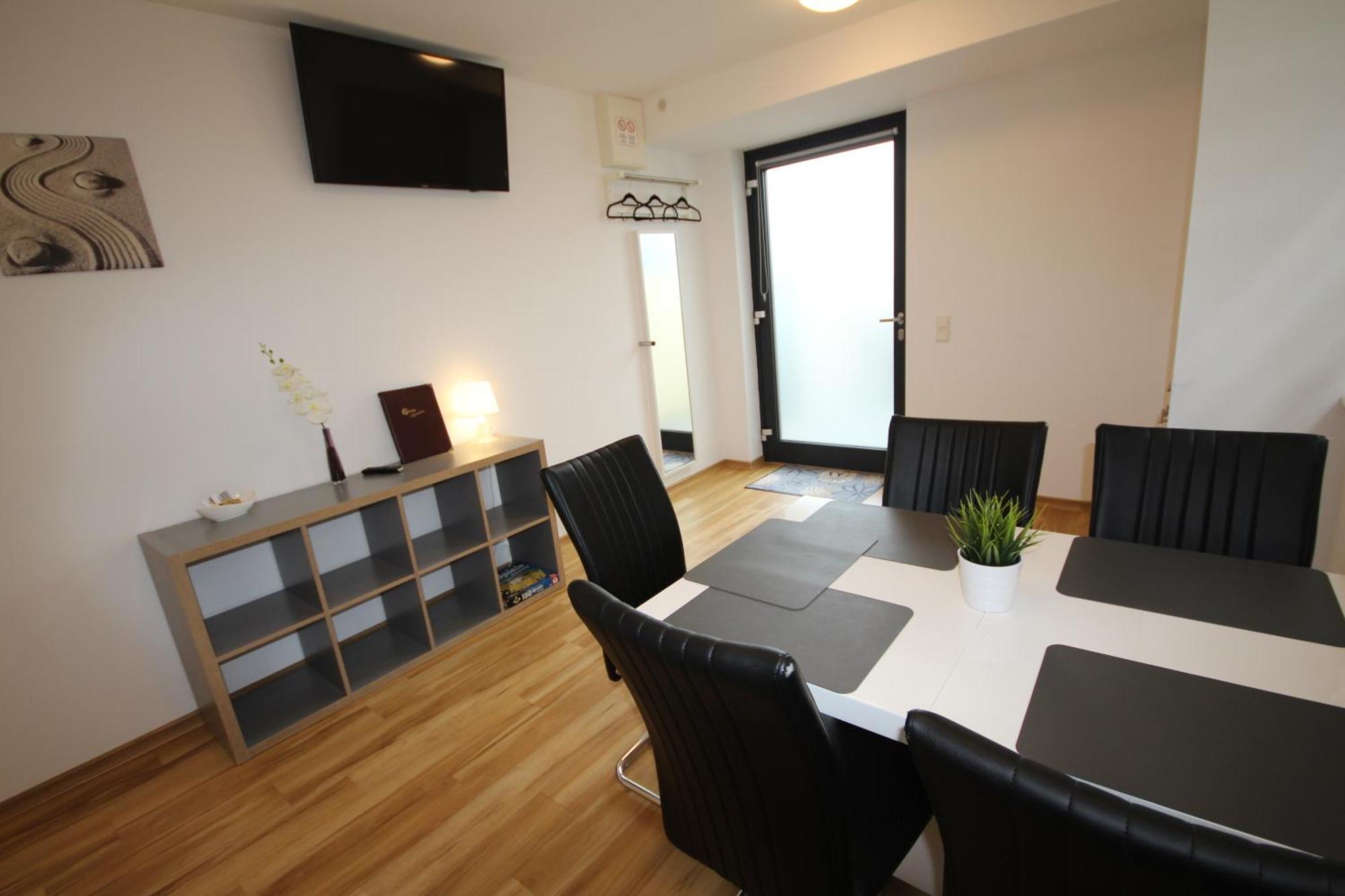 Kern Apartments Rust Bagian luar foto