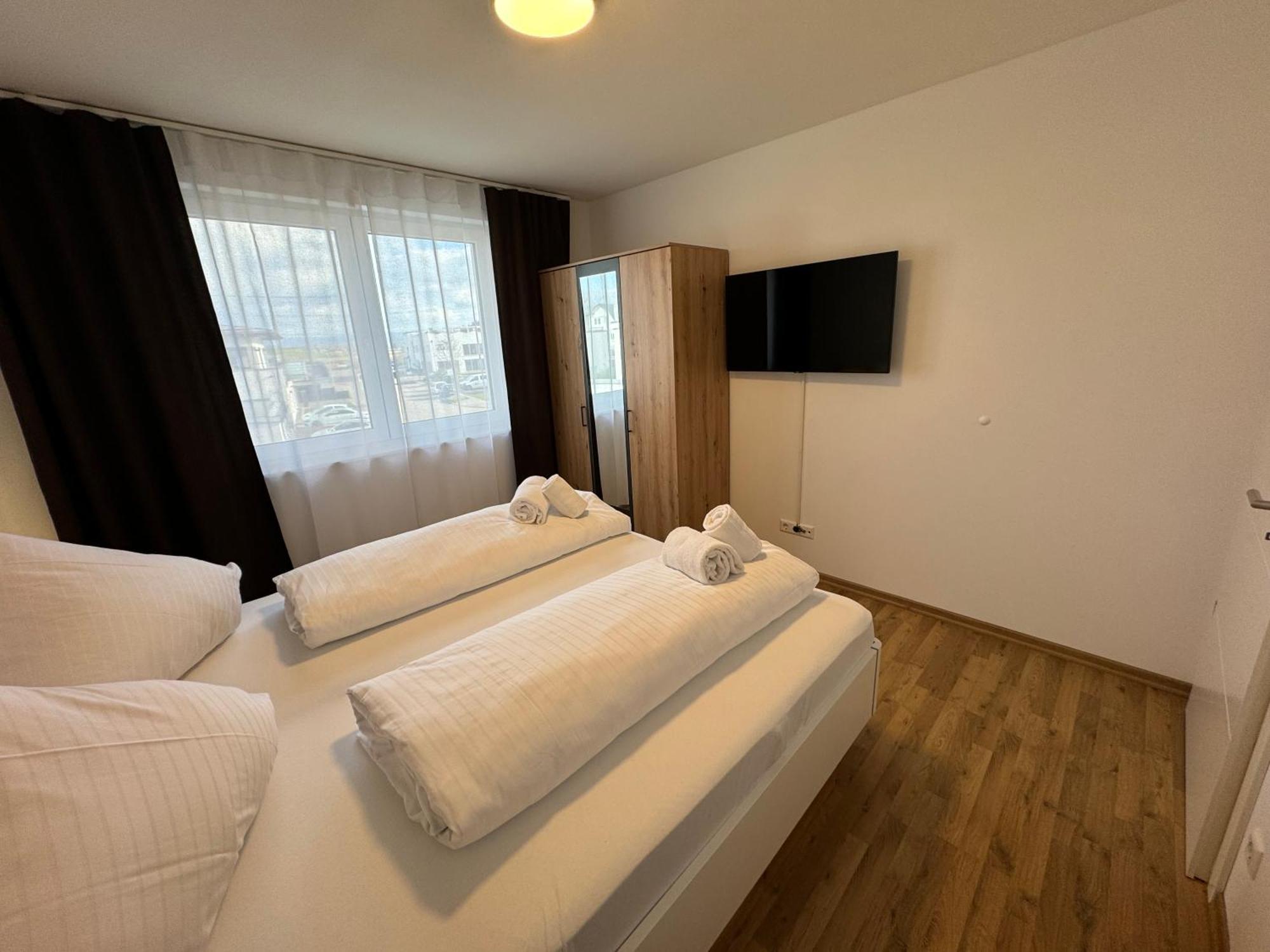 Kern Apartments Rust Bagian luar foto